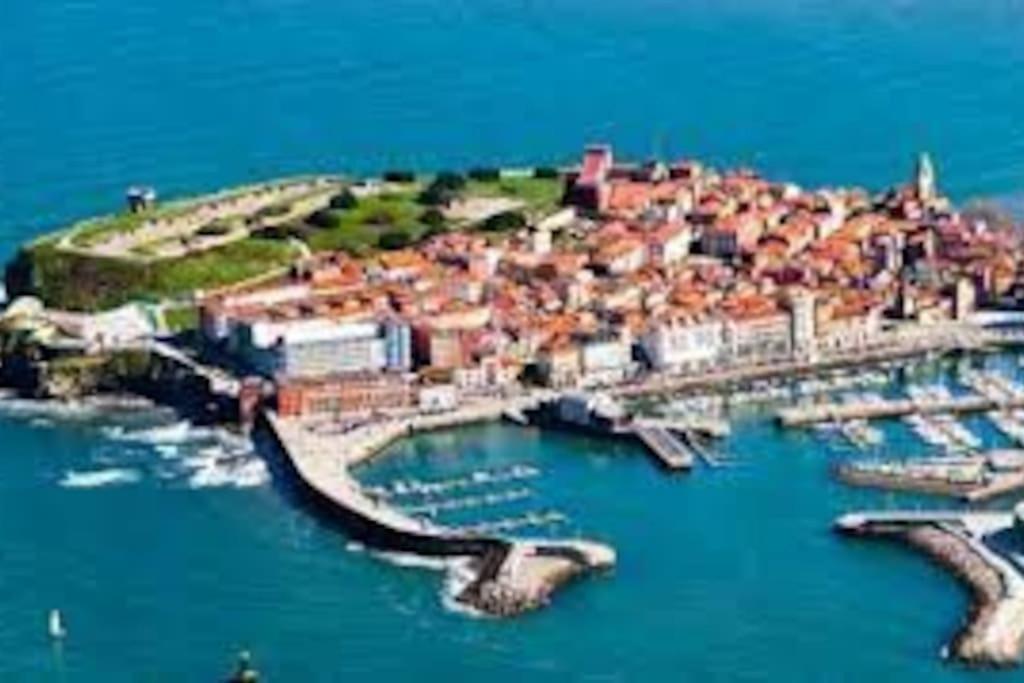 Espacioso 140 M2 Y Calidad A 250 Metros Playa Y Puerto Deportivo 5Hab 2 Banos Vut2917As Gijón Esterno foto