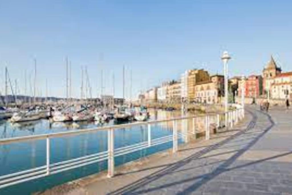 Espacioso 140 M2 Y Calidad A 250 Metros Playa Y Puerto Deportivo 5Hab 2 Banos Vut2917As Gijón Esterno foto